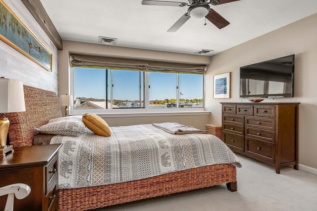 58 Merrimac Street # 2 Unit: 2-2