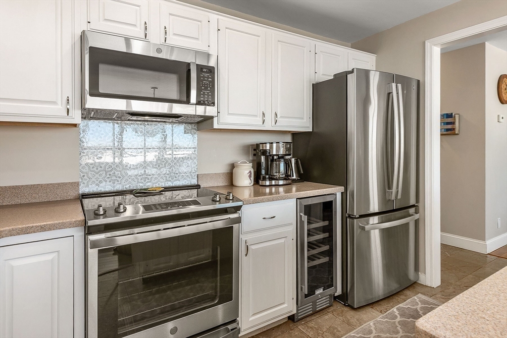 58 Merrimac Street # 2 Unit: 2-2