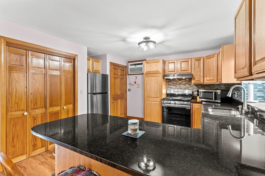 29 Beacon St