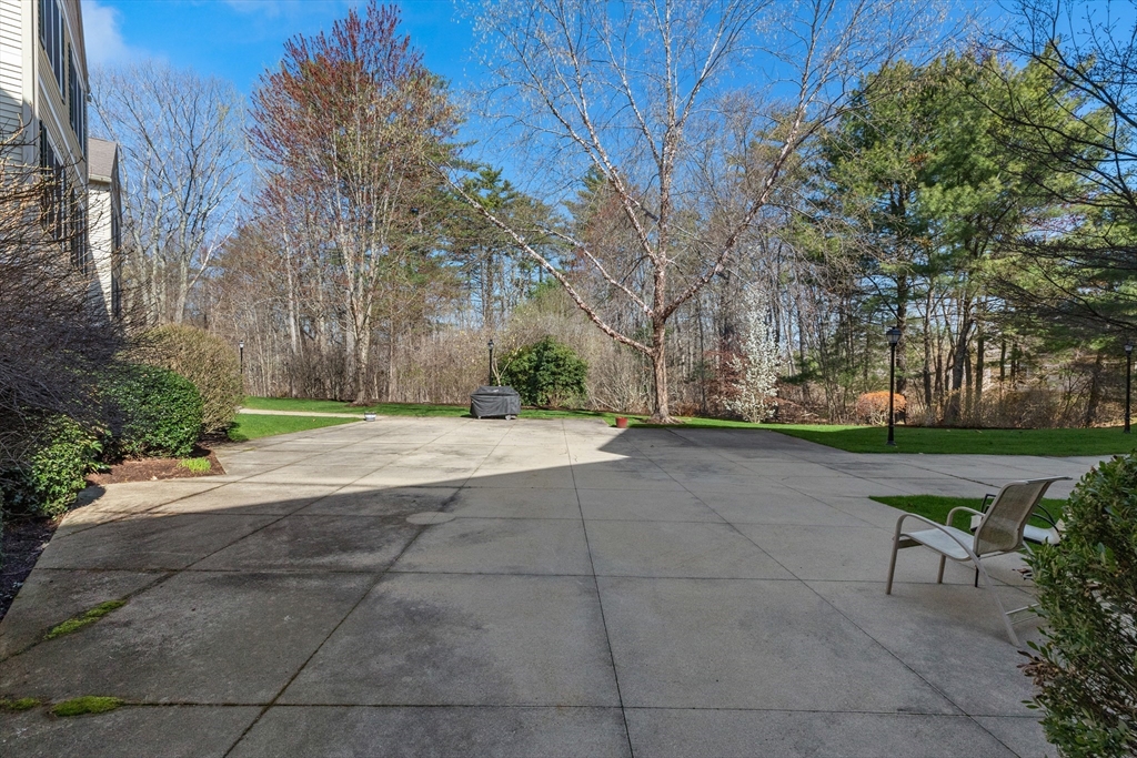135 Beach Rd # B204