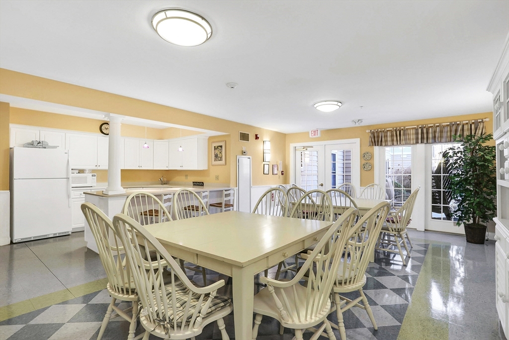 135 Beach Rd # B204