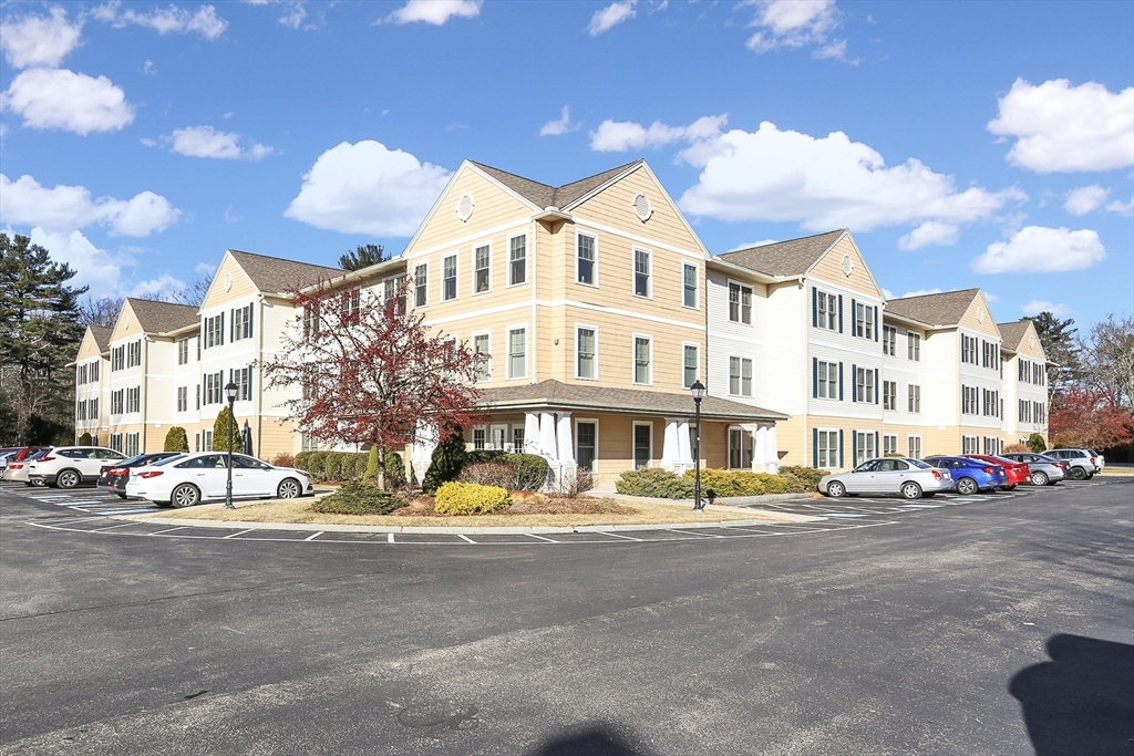 135 Beach Rd # B204