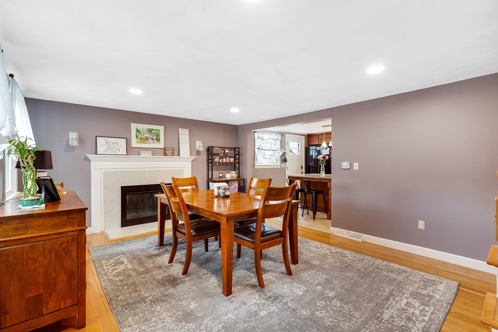 8 Wellings St