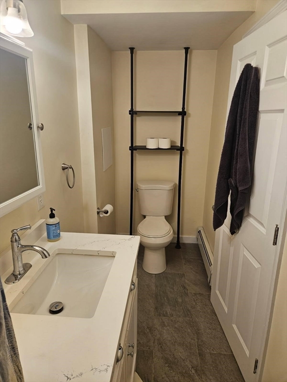 52 Center St