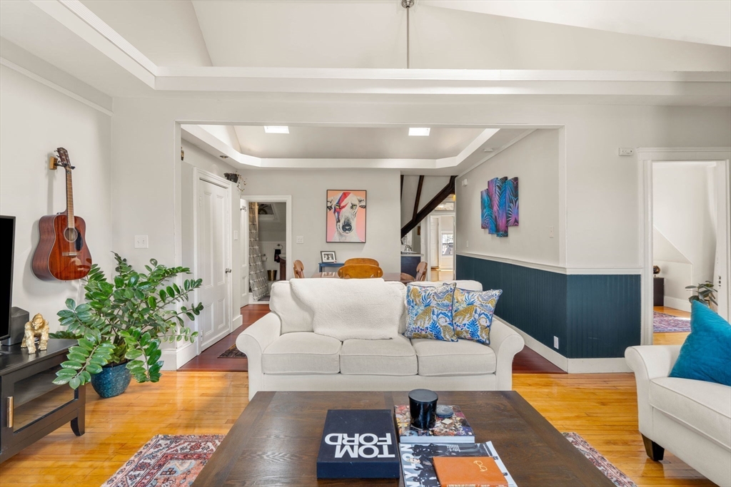 405 Main Street # 5
