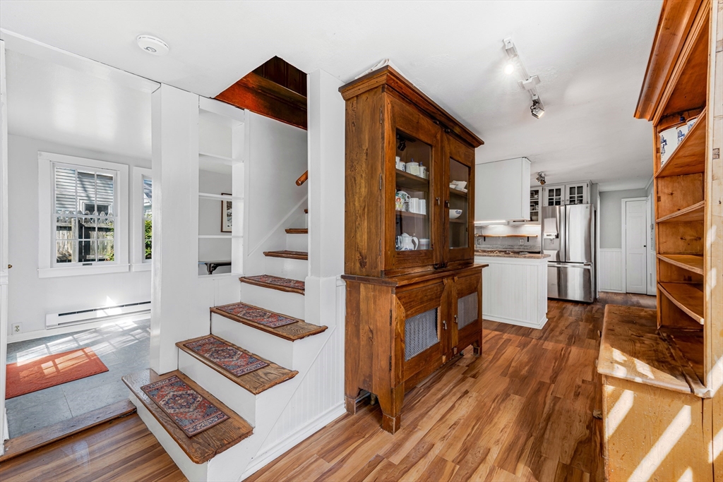 19 Bartlett