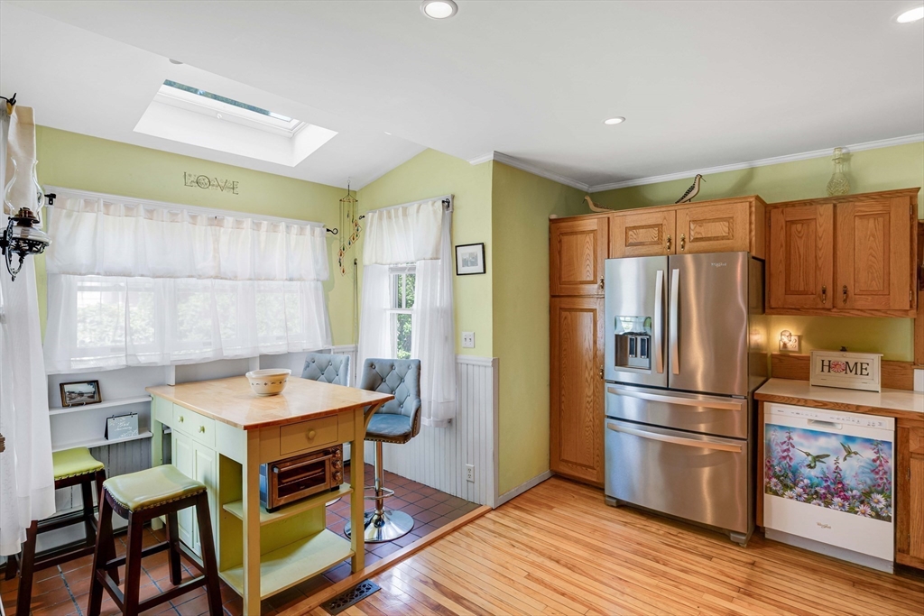 5 Bricher St