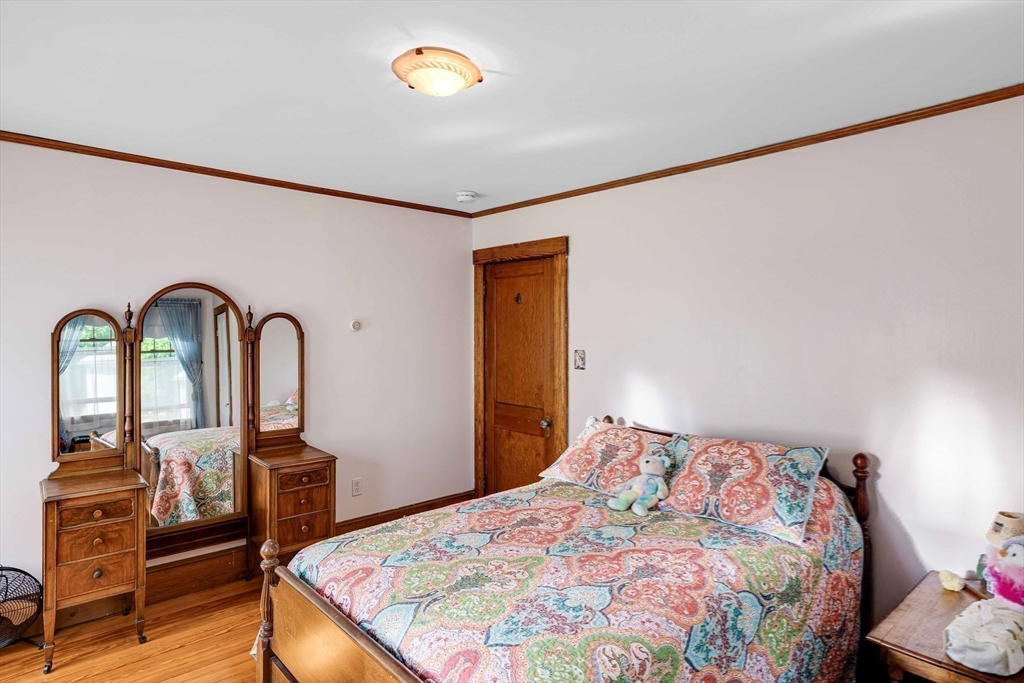 5 Bricher St