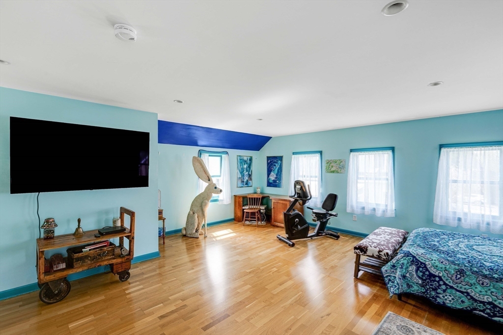 5 Bricher St