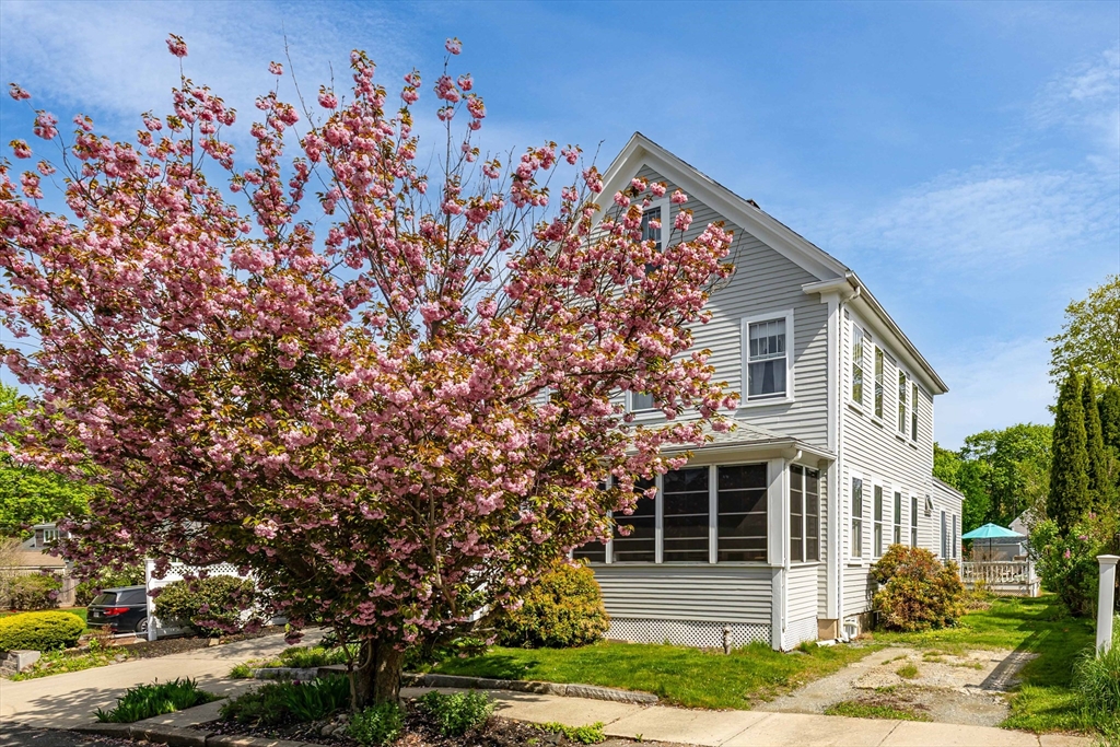 5 Bricher St