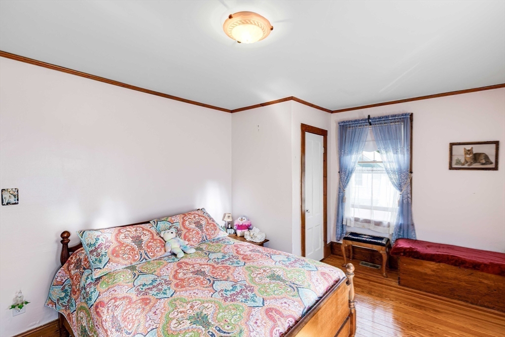 5 Bricher St