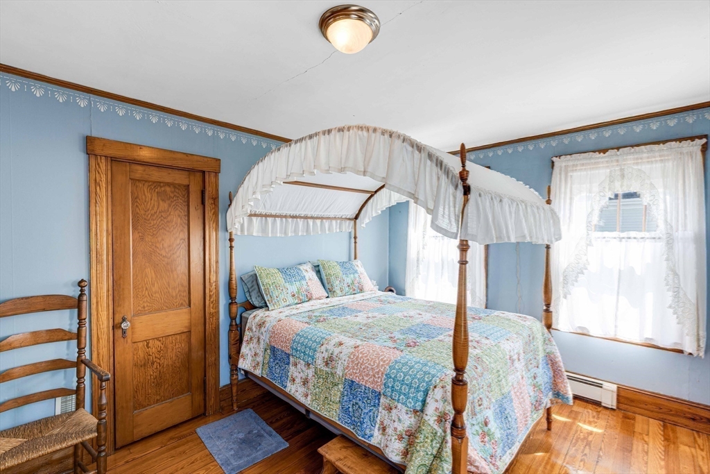 5 Bricher St