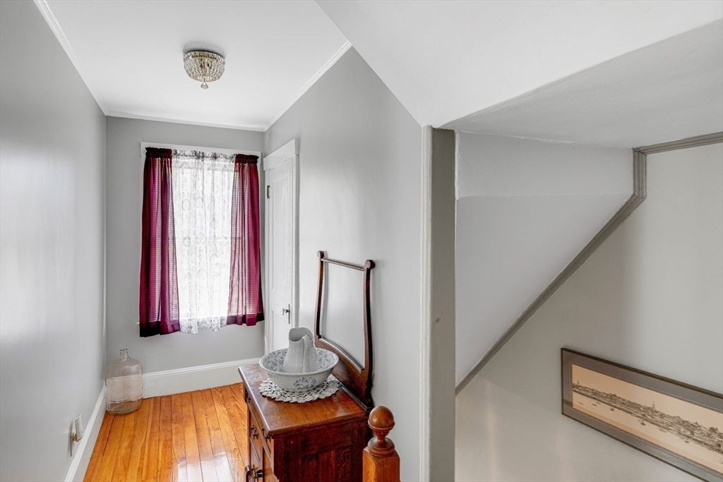 5 Bricher St