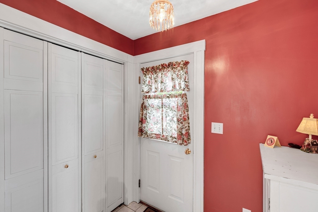 5 Bricher St