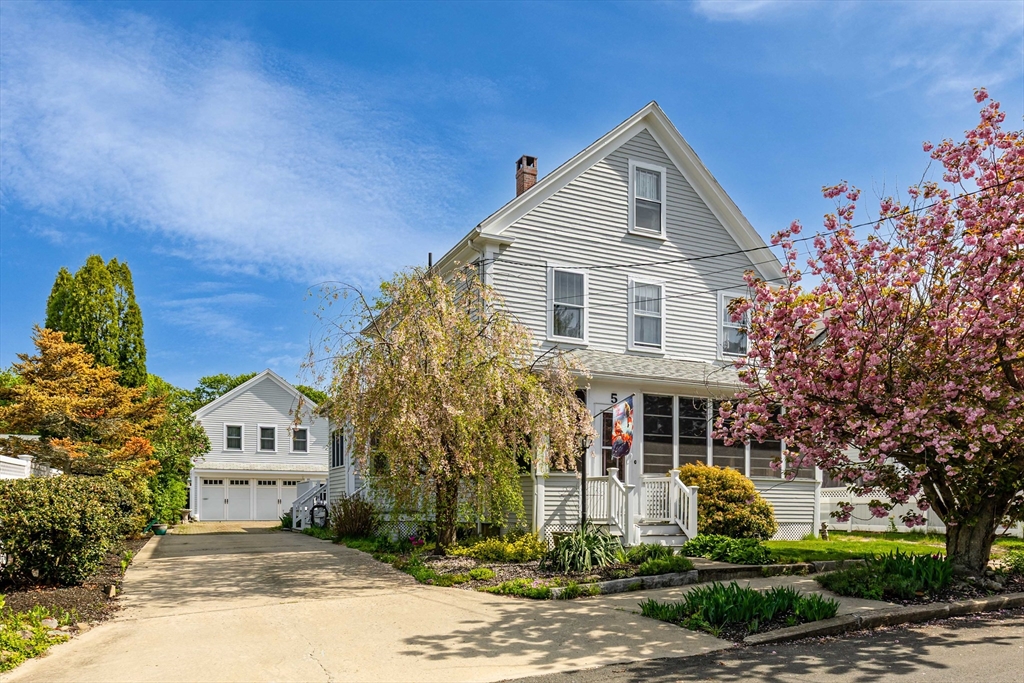 5 Bricher St