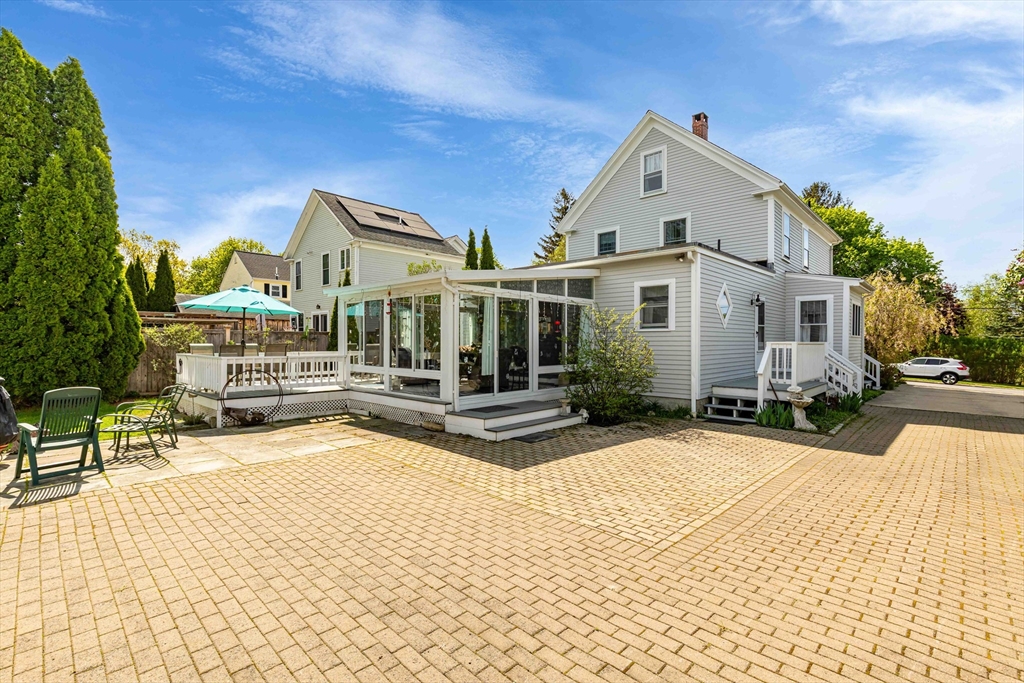 5 Bricher St