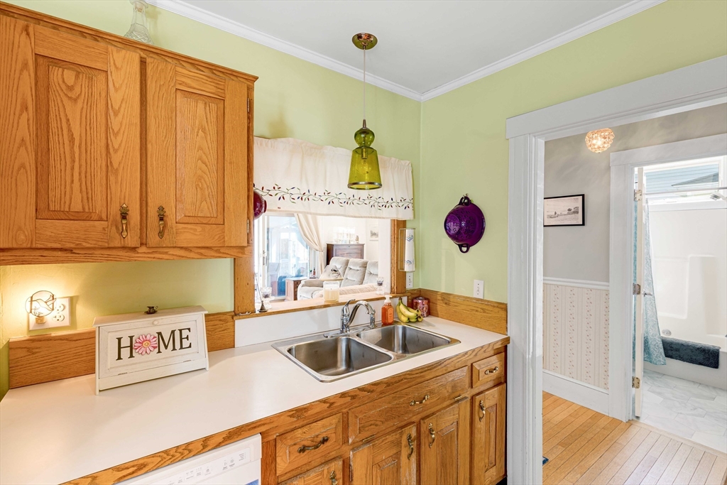 5 Bricher St