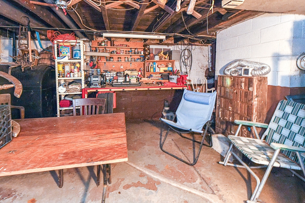 137 Old Point Road