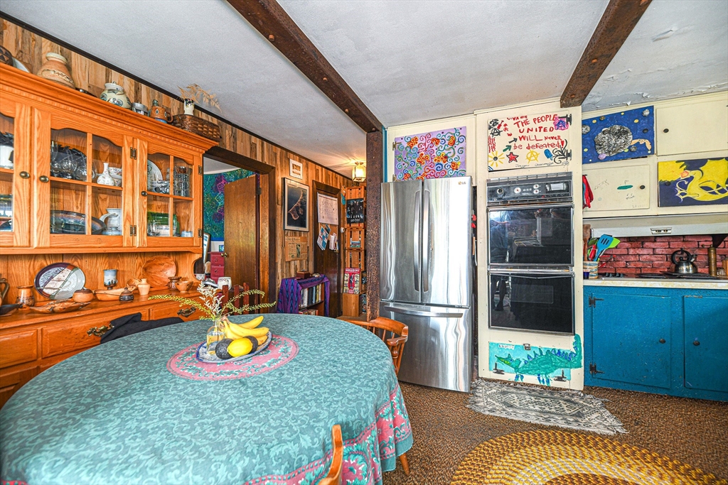 137 Old Point Road