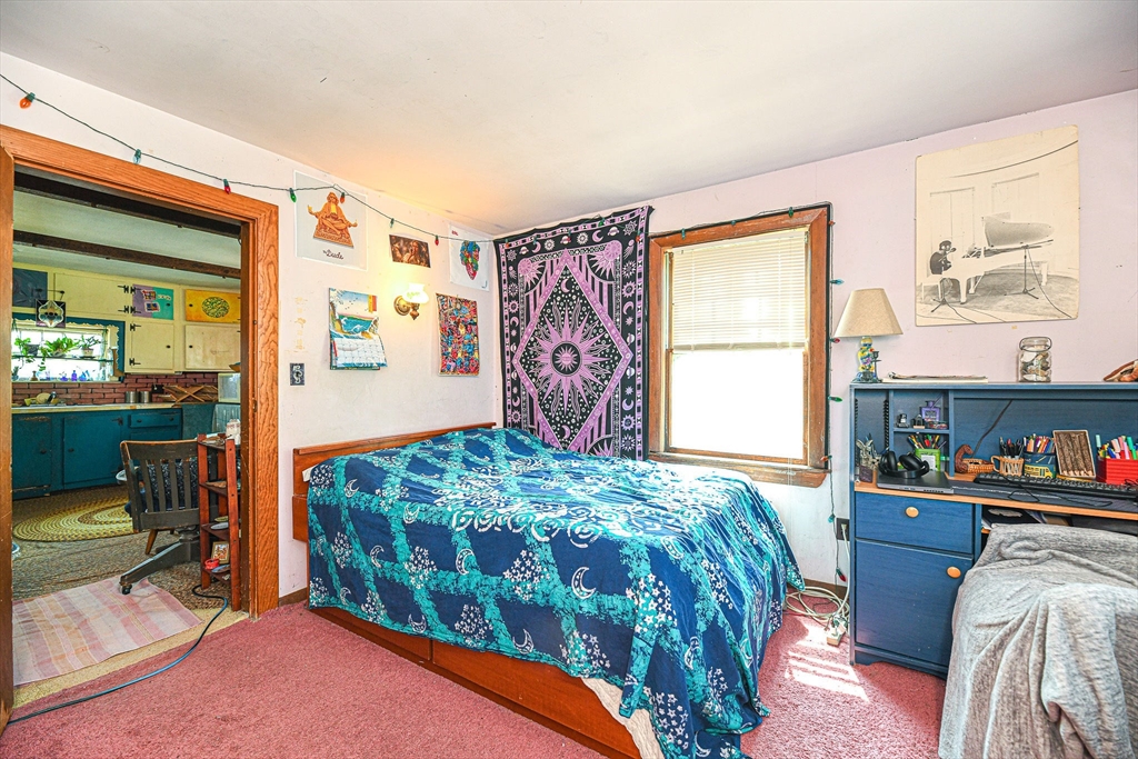 137 Old Point Road