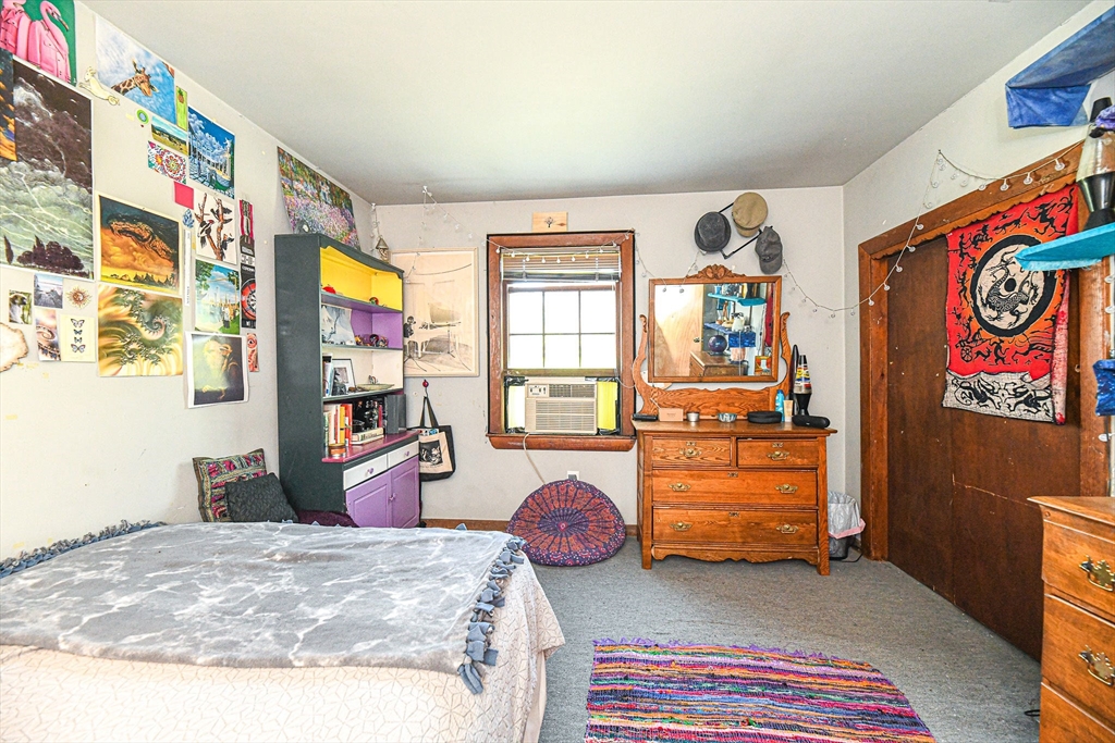 137 Old Point Road