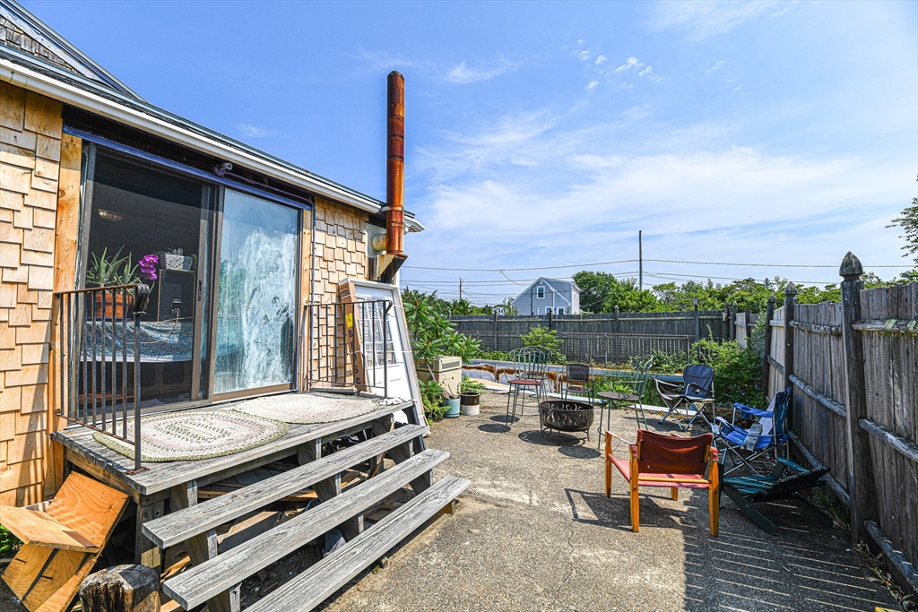 137 Old Point Road