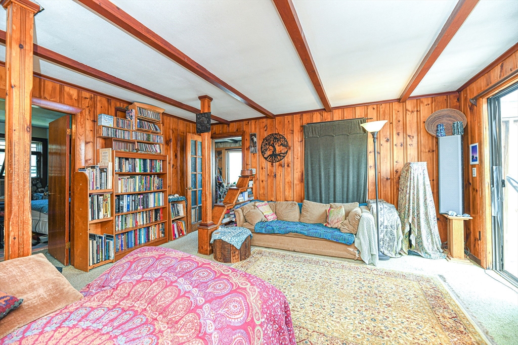 137 Old Point Road