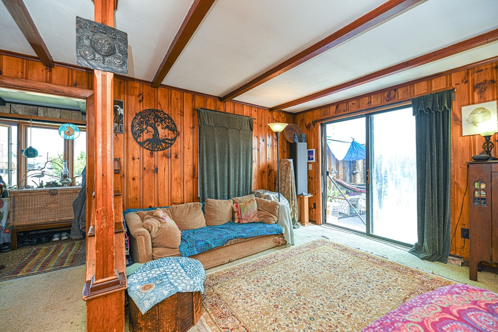 137 Old Point Road