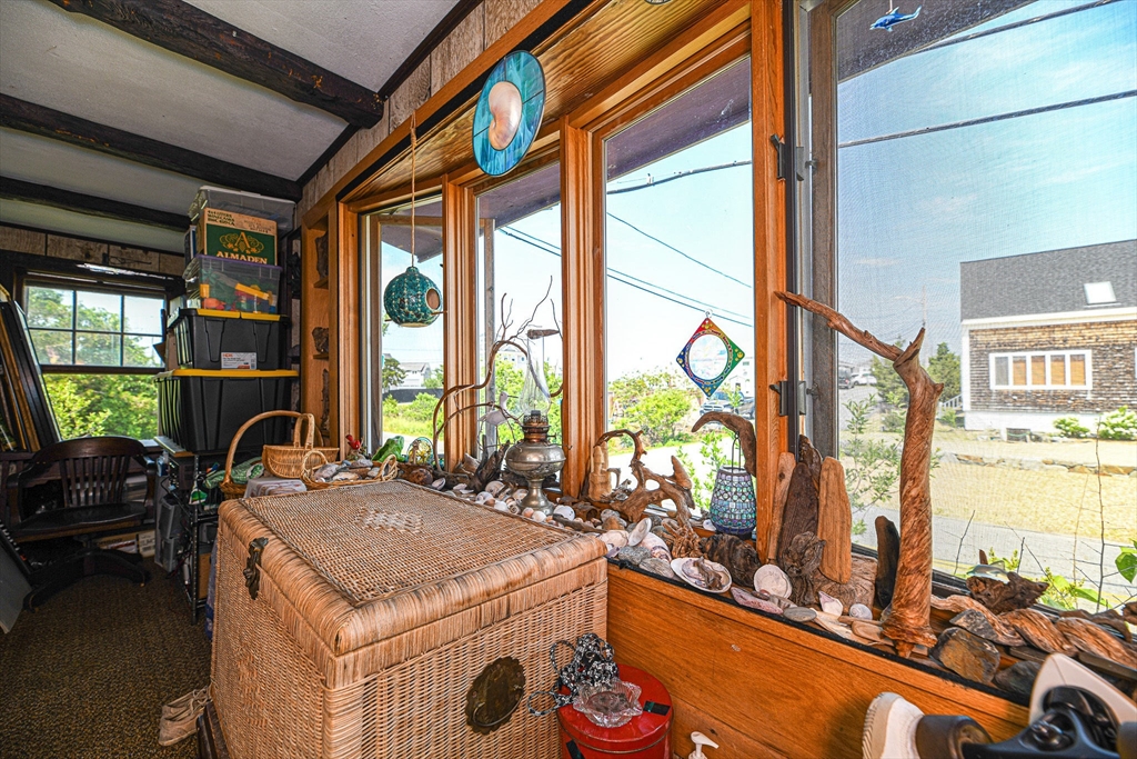 137 Old Point Road