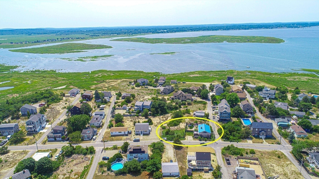 137 Old Point Road