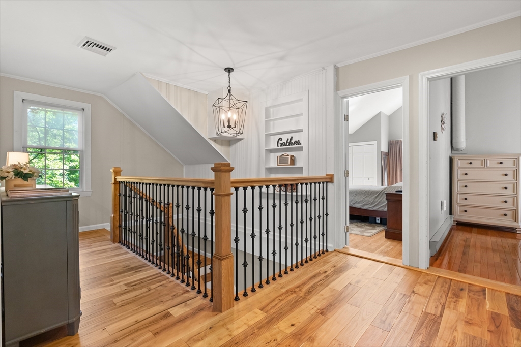 82 Maple St