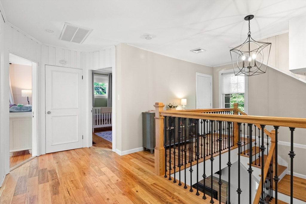82 Maple St