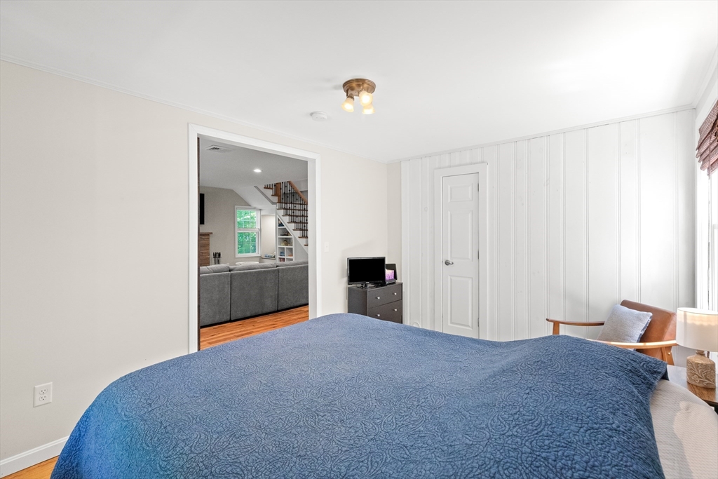 82 Maple St