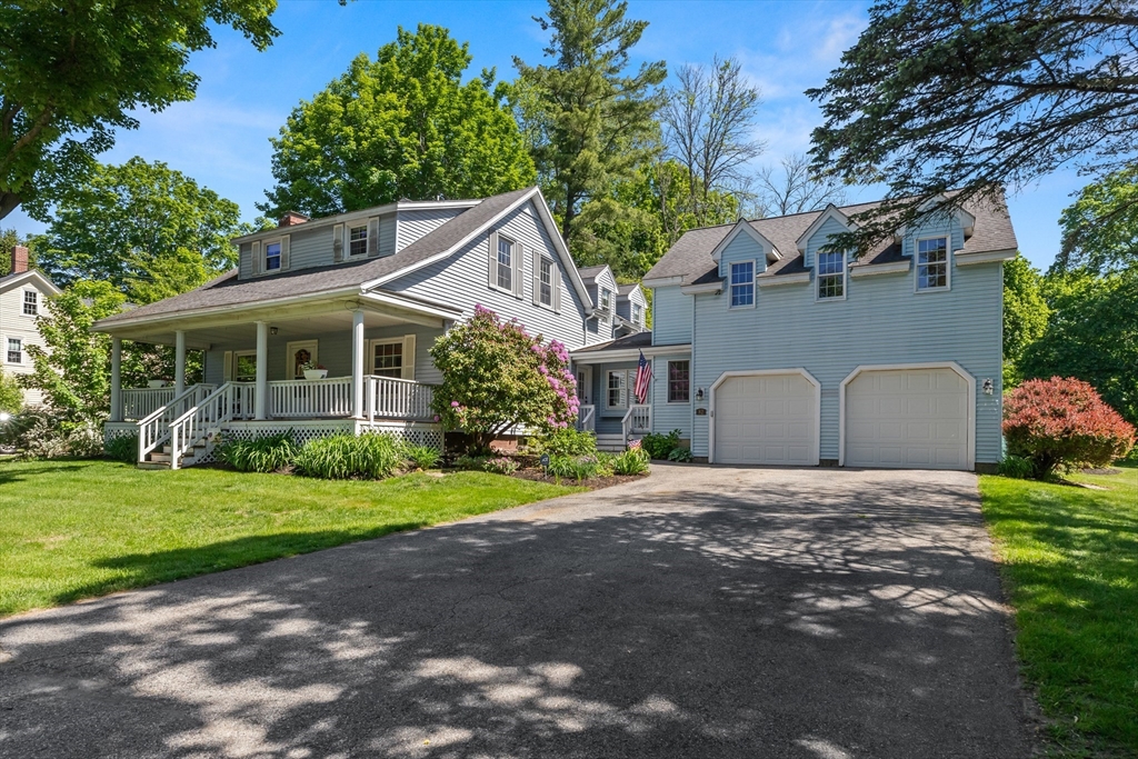 82 Maple St