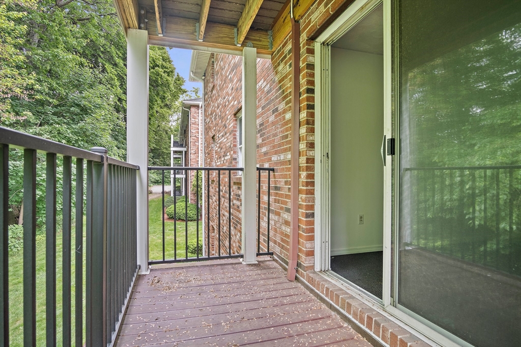 11 Kenmar Dr # 13