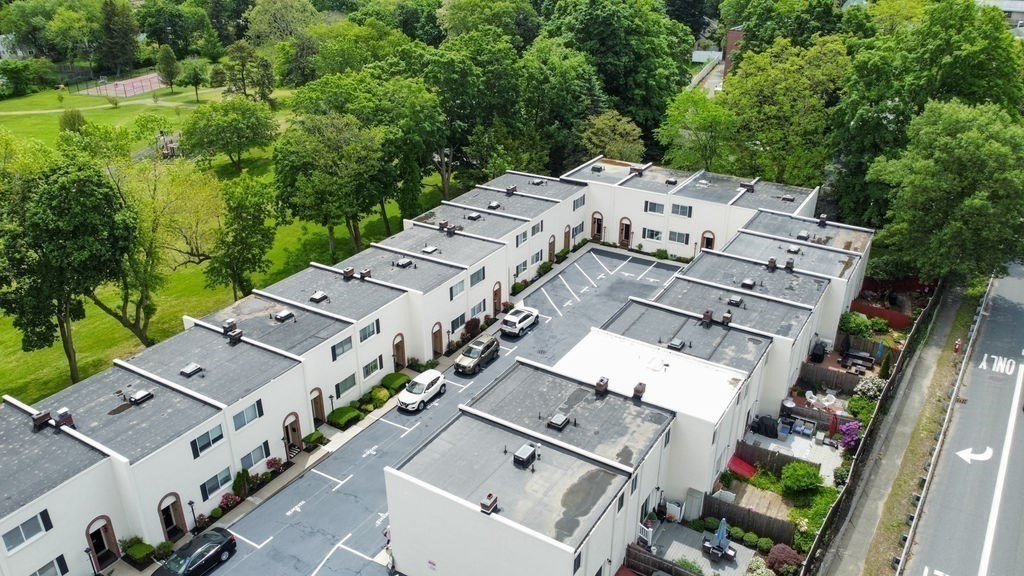 1 Charles St Unit: W