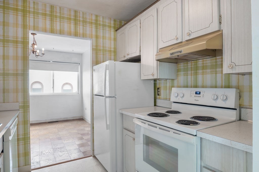 1 Charles St Unit: W