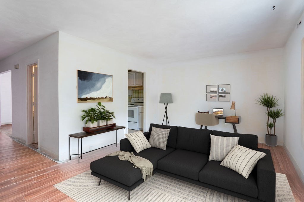 1 Charles St Unit: W