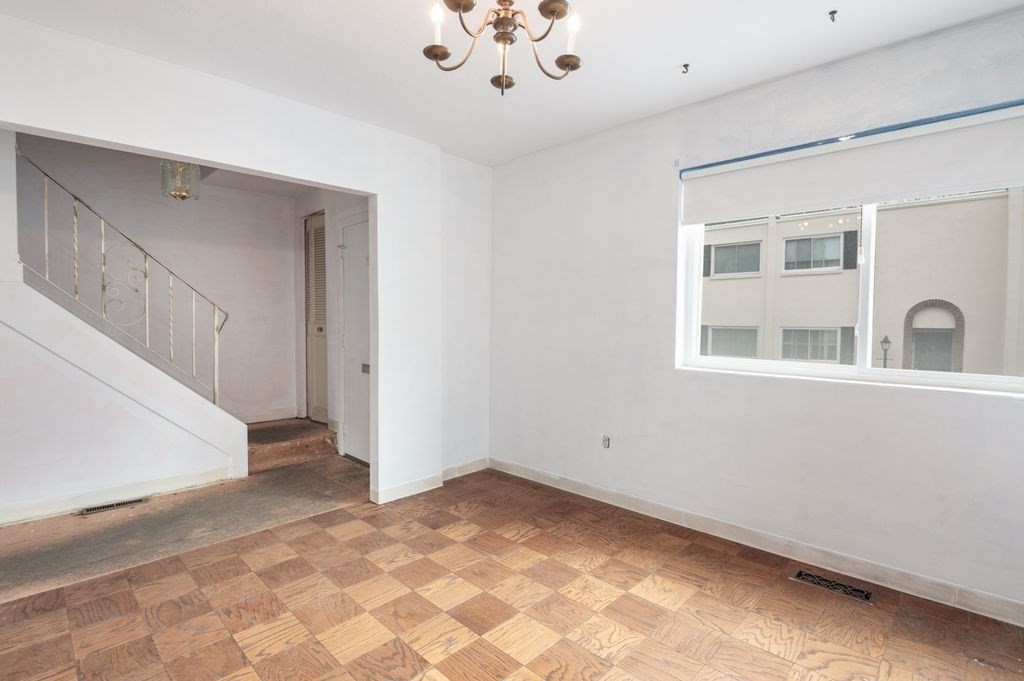 1 Charles St Unit: W