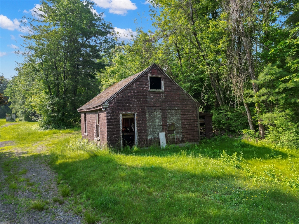 2 & 4 Tenney Ct