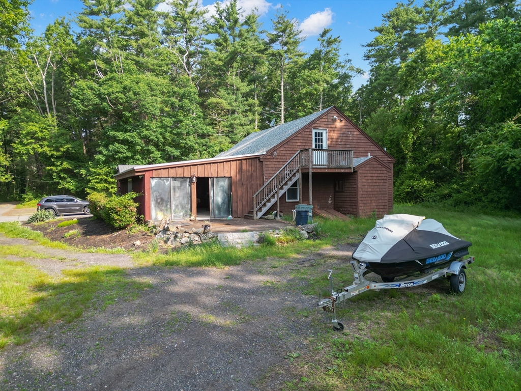 2 & 4 Tenney Ct