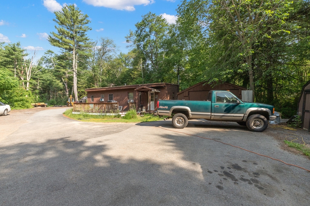 2 & 4 Tenney Ct