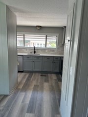 100 Phelps St # 7