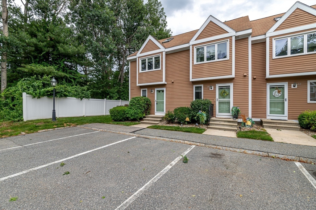 74 Steeplechase Ct # 74