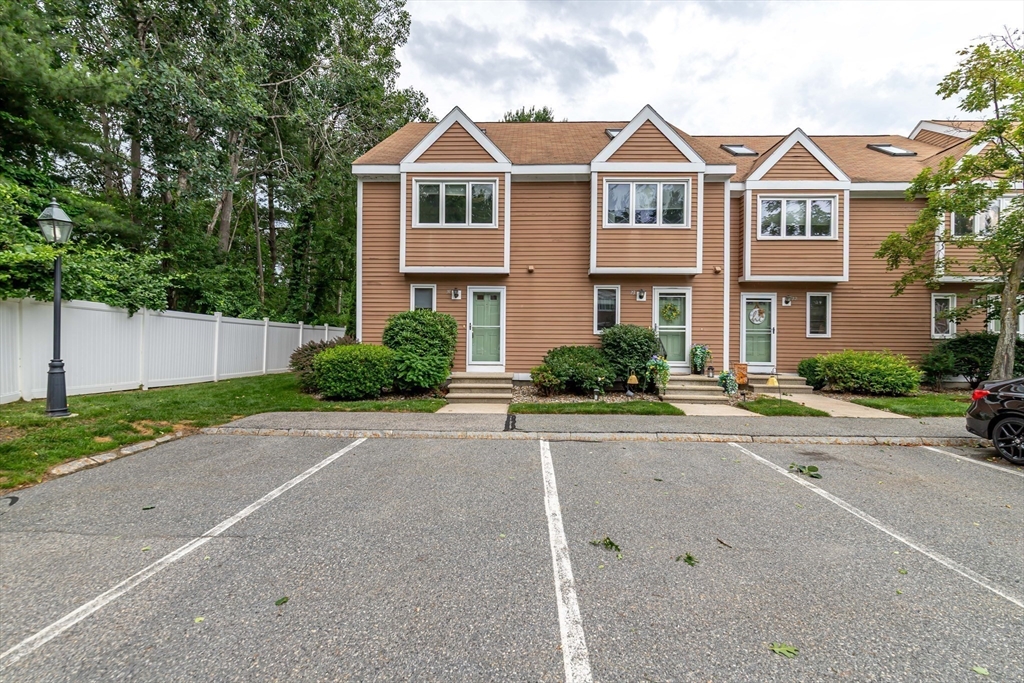 74 Steeplechase Ct # 74