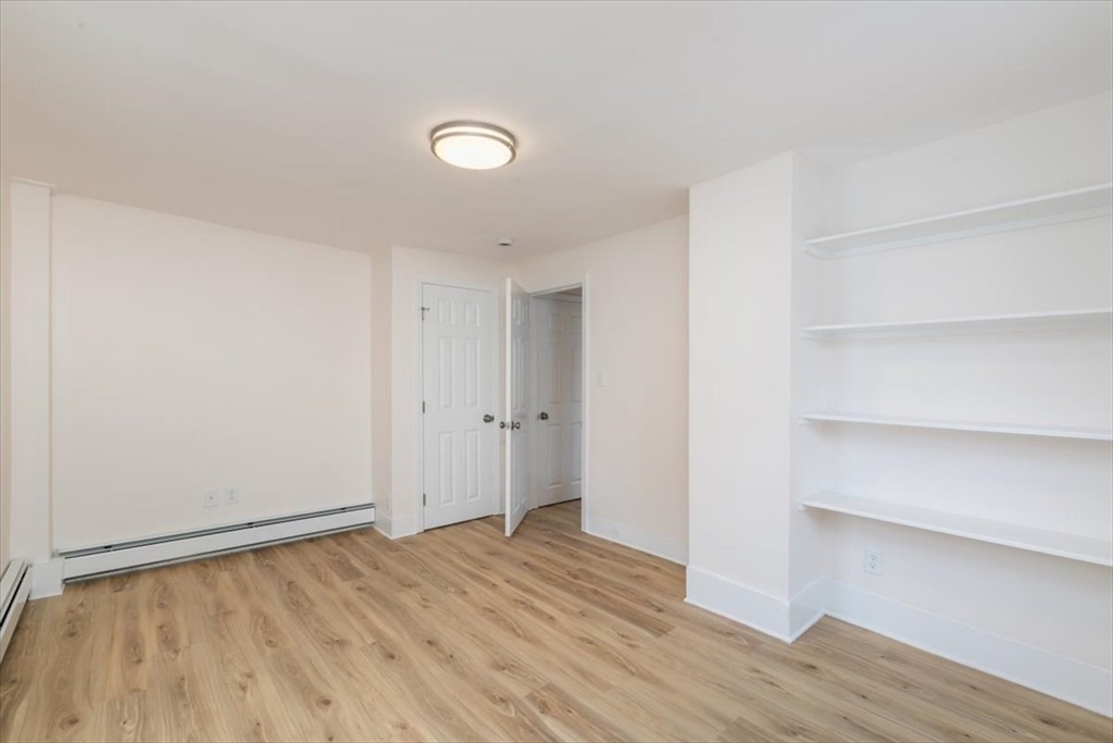 18 Rantoul St