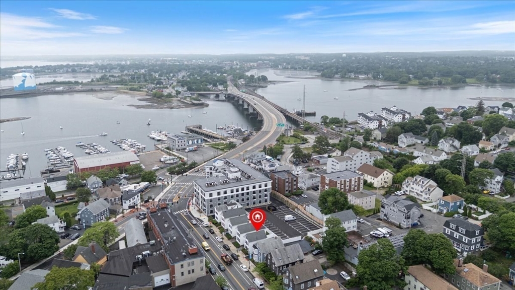 18 Rantoul St