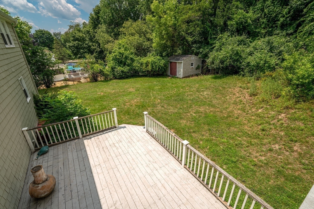 10 Carlida Rd