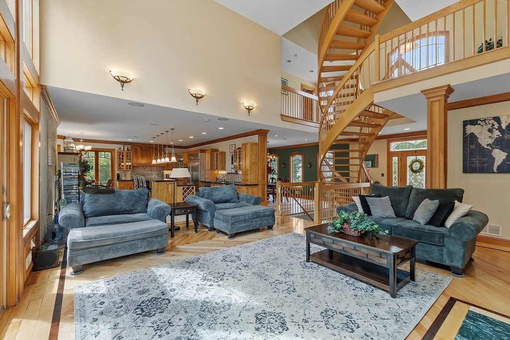 73 W Shore Road