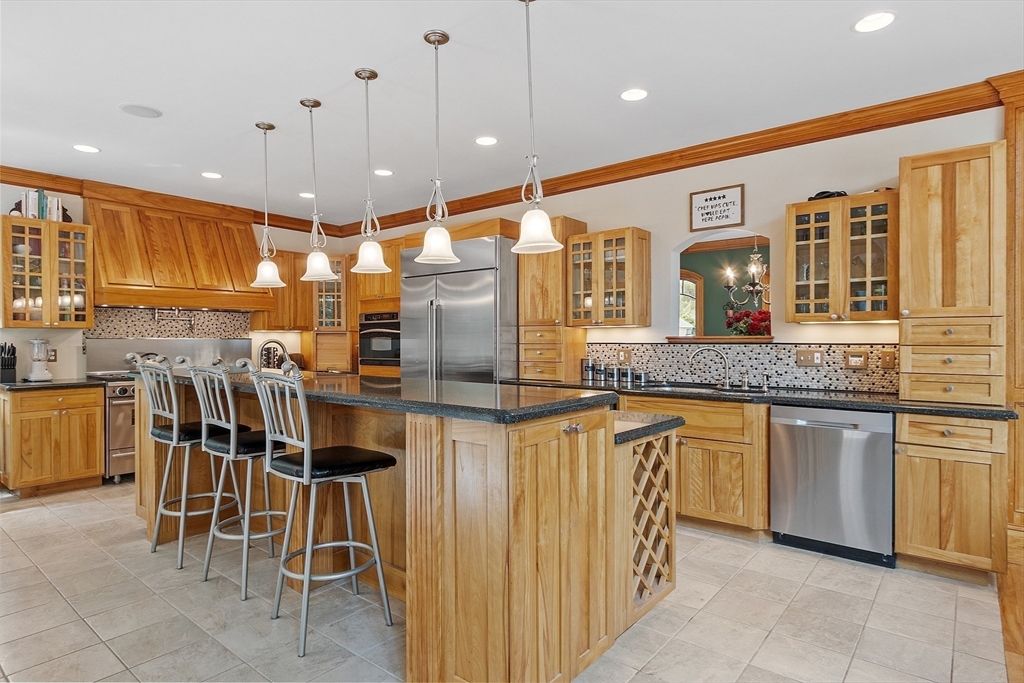 73 W Shore Road